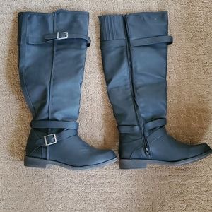 Justfab black boots